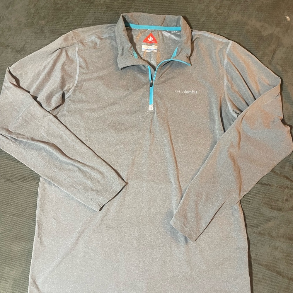 Columbia pullover